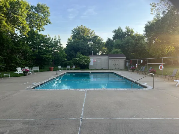 7300 York Ave S #2063, Edina, MN 55435