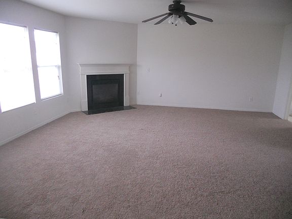 3rd image of 3807 Larkhaven Village Dr