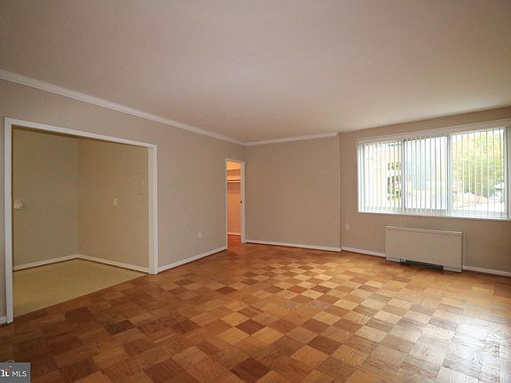 3rd image of 10500 Rockville Pike Unit 303
