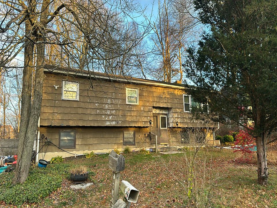 1st image of 4 Clark Rd