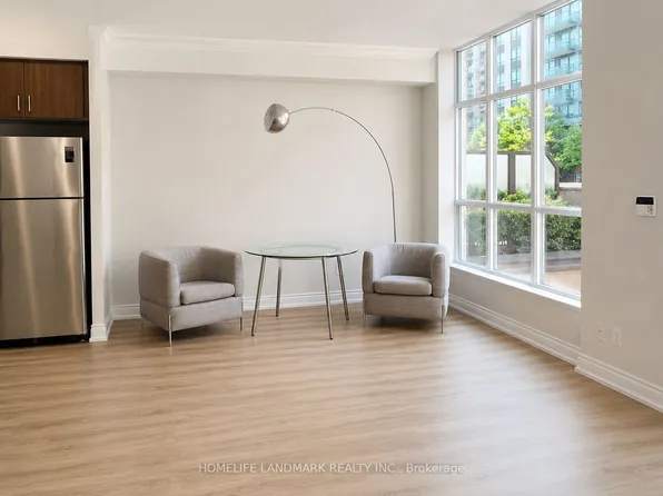 89 S Town Centre Blvd #Townhouse 112, Markham, ON L6G 0E8