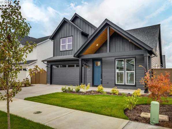 226 SW 19th Ave, Canby, OR 97013