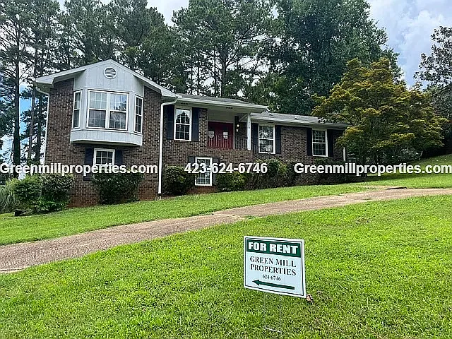1705 Springview Ln