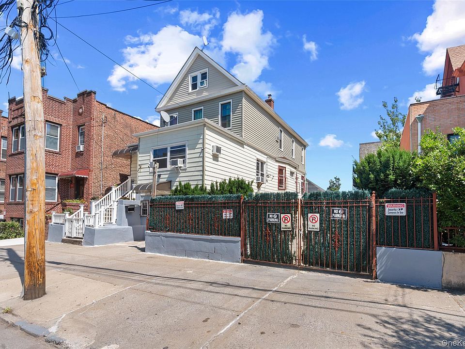 1st image of 2280 Lyon Avenue