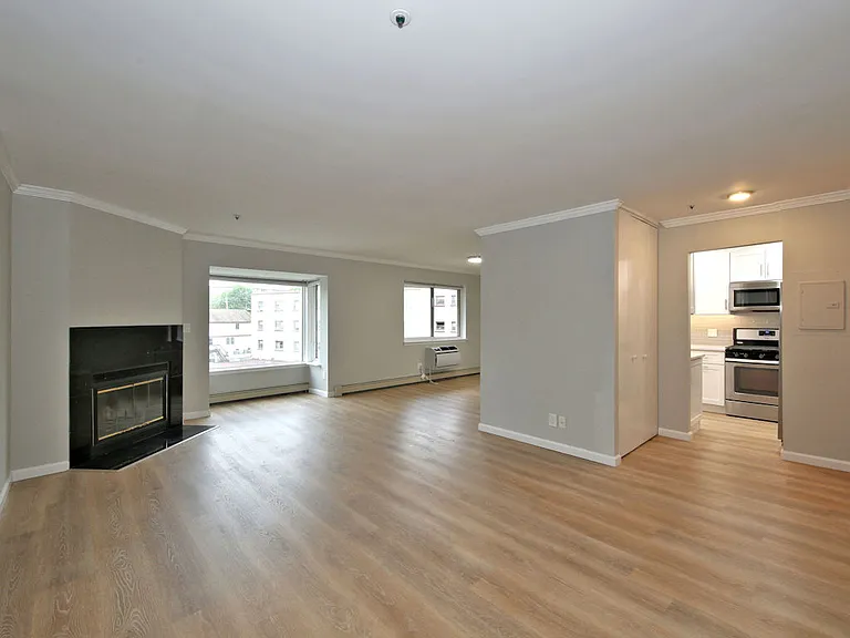 300 Livingston Ave #3E — Photo 3