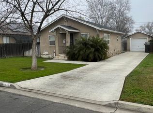 1313 N Green St, Hanford, CA 93230