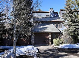 391 Deer Blvd APT W, Avon, CO 81620