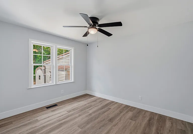 6821 Westland Dr — Photo 26