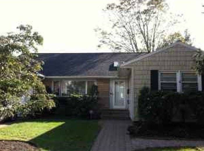 3434 Hawthorne Dr N, Wantagh, NY 11793 Zillow