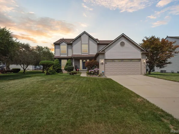 42880 Fairfield Dr, Van Buren Township, MI 48111