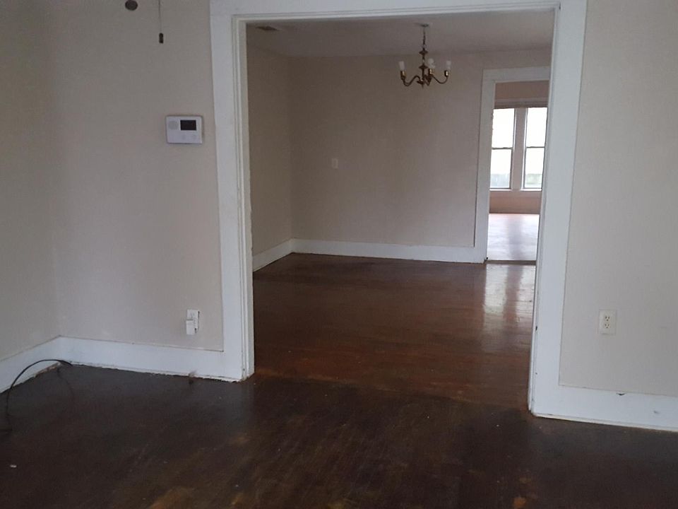 2nd image of 321 4th St