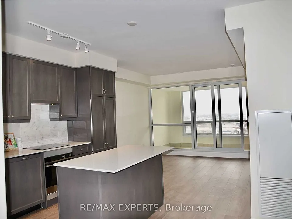 9075 Jane St #2307