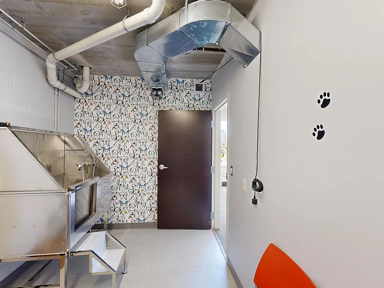 Innova Apartments — Photo 40