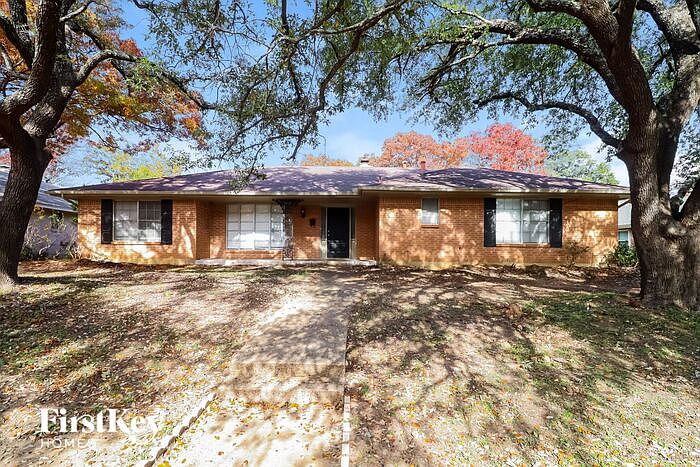1st image of 3736 Ashford Ave
