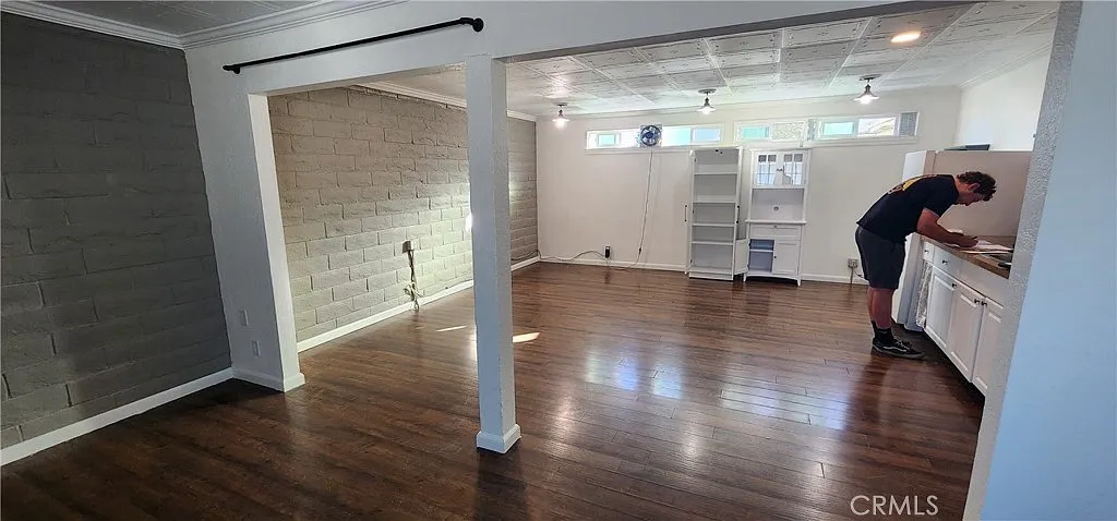 Studio, 600 sqft, $1,600 — Photo 4