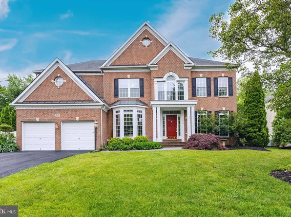 615 Pearl Point Ct, Millersville, MD 21108