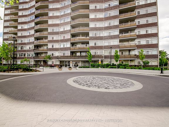 3rd image of 3151 Bridletowne Cir #606