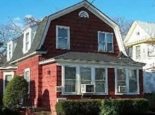 349 Clinton Ave, Cedarhurst, NY 11516