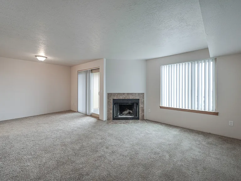 Easton Ridge — Photo 49