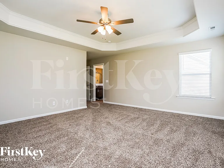 355 Streamliner Blvd — Photo 12