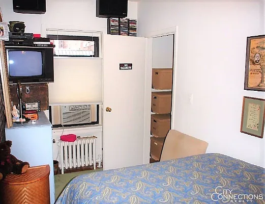 Rented by City Connections Realty | media 12