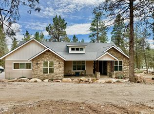 11504 Crossbill Dr, Klamath Falls, OR 97601