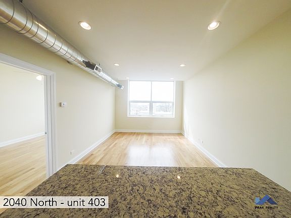 5th image of 2040 W North Ave #2040-403