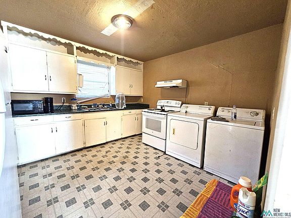 5th image of 1405 S Washington Ave