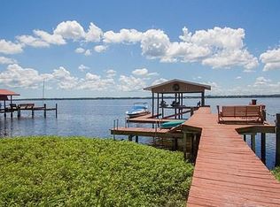 529 W River Rd, Palatka, FL 32177