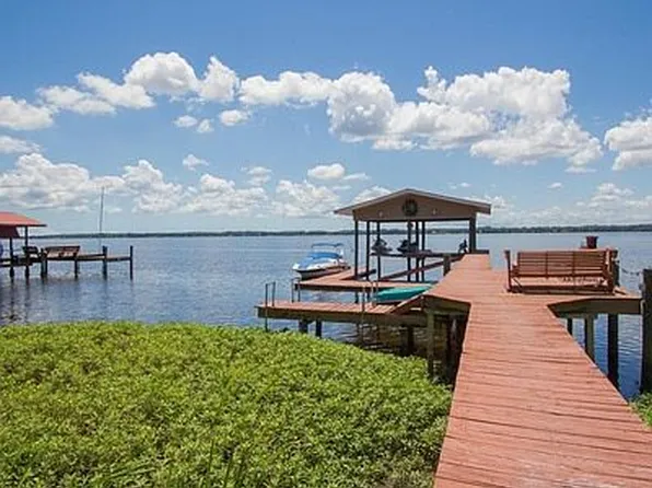 529 W River Rd, Palatka, FL 32177