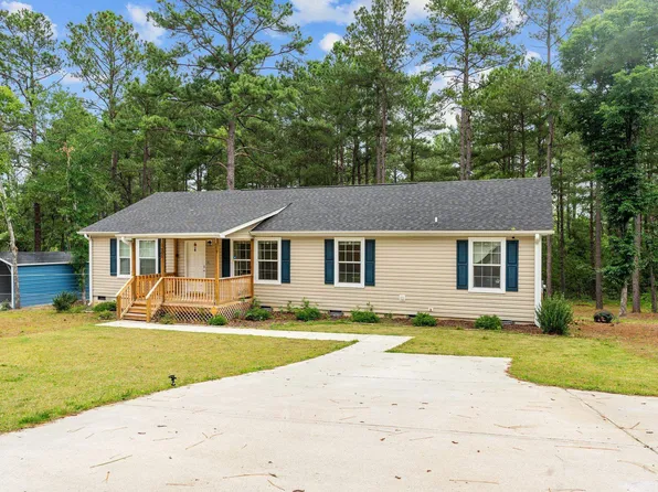 205 Sherwood Hills Ct, Cameron, NC 28326