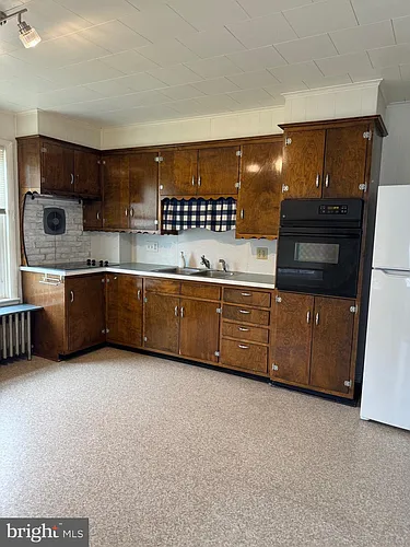 23 S Hess St #B Photo 1 23 S Hess St #B Photo 1