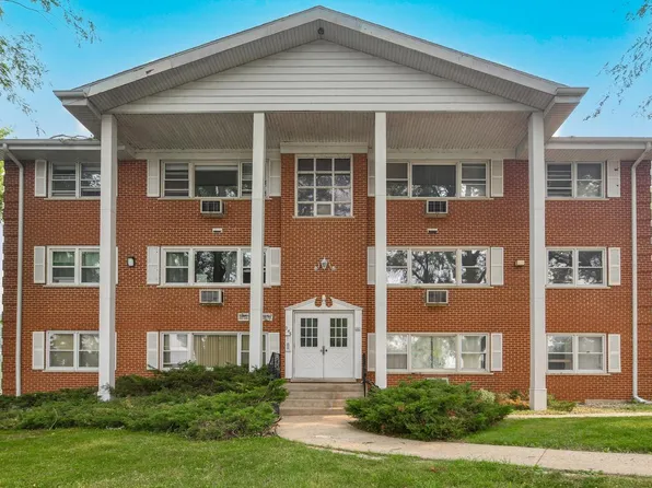 245 Country Club DRIVE #2D, Lake Geneva, WI 53147