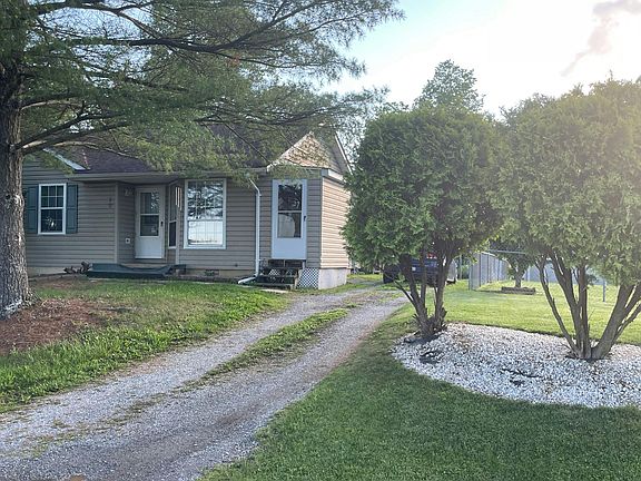 3rd image of 29 Lee Way