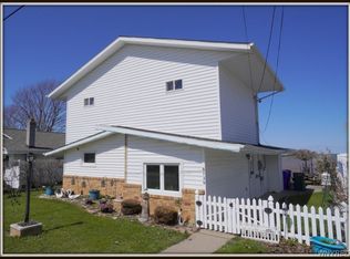 8729 Lakeview Dr, Barker, NY 14012