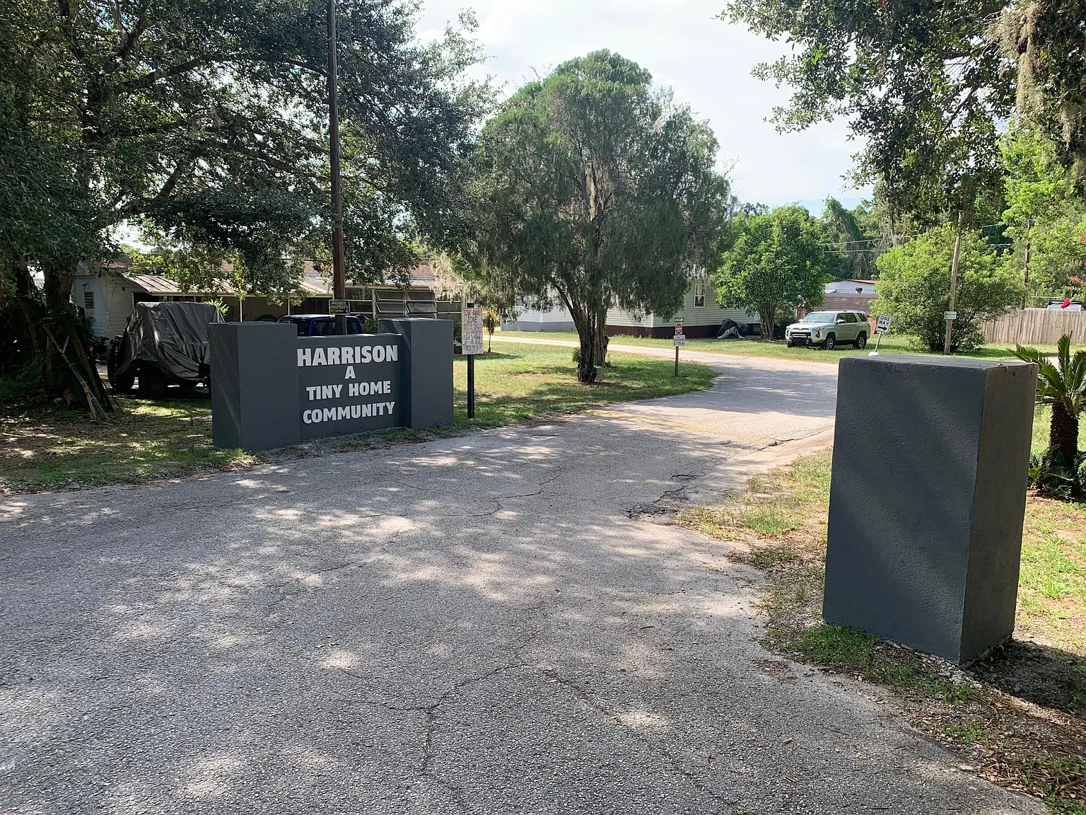 2 bed, 700 sqft, $1,250 — Photo 1