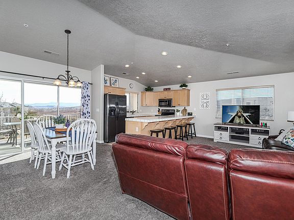 4th image of 1845 W Canyon View Dr APT 1221