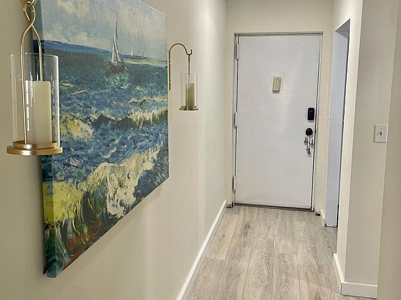 4th image of 308 Meadowside Road APT 101