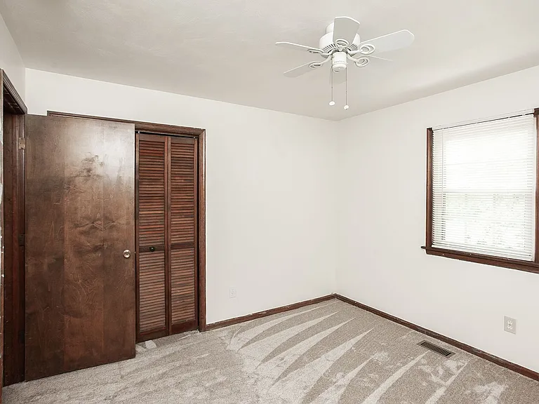1513 Narbonne Ct — Photo 10