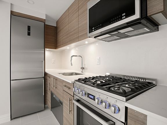 5th image of 340 E 51st St APT 3B