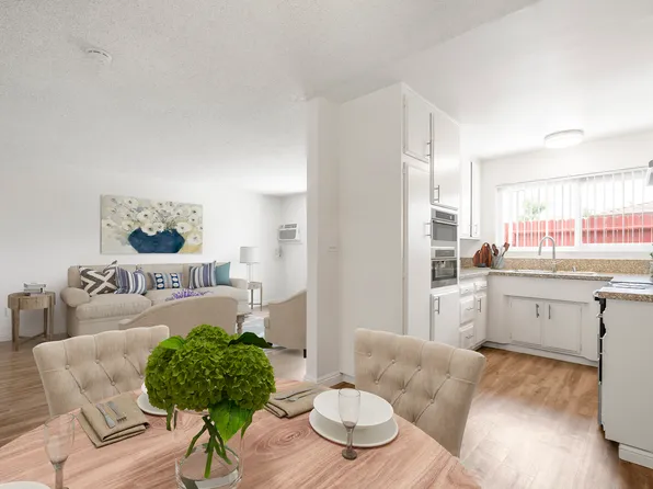 Winston Villa Apartments, 2533 W Winston Rd APT A4, Anaheim, CA 92804