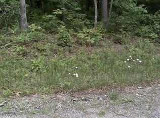 1013 Yucatan Ln, Crossville, TN 38572