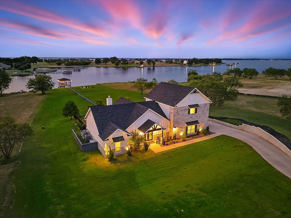 1st image of 7025 Lake Vista Dr