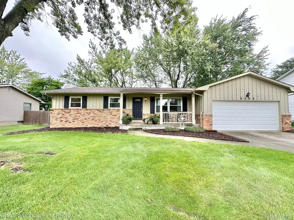 5113 Old Haver Hill Rd, Grand Blanc, MI 48439