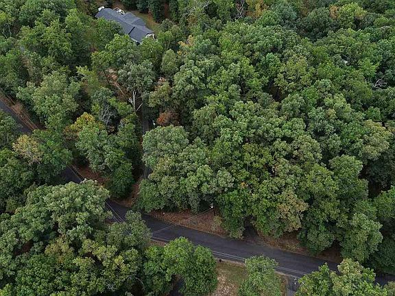5th image of 108 Rolling Green Cir