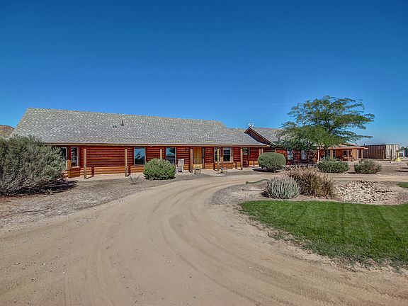 3rd image of 51746 W Julie Ln