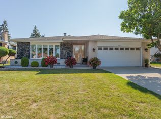 7121 Summit Rd, Darien, IL 60561