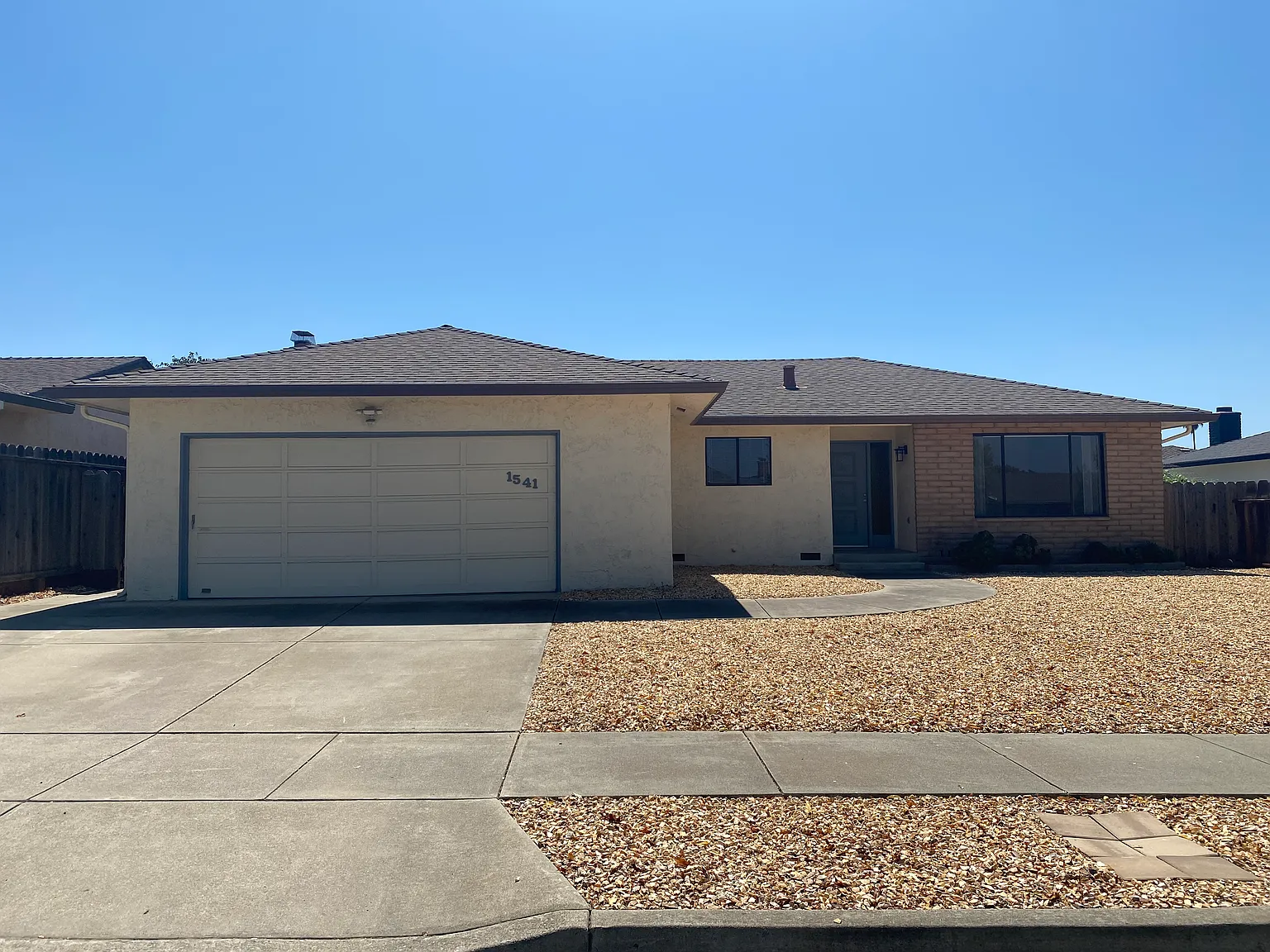 1541 Albright Dr photo 1