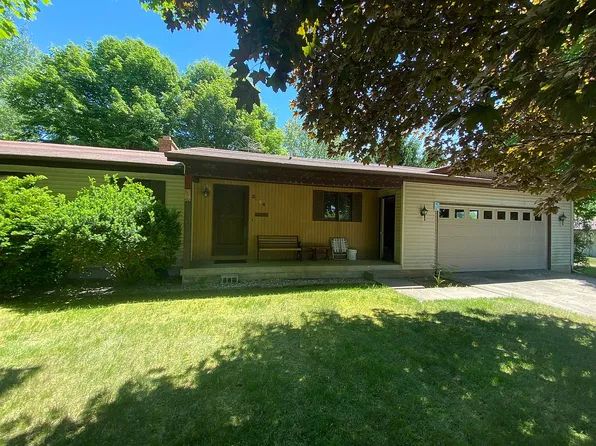 3964 Murray View Ave NE, Lowell, MI 49331