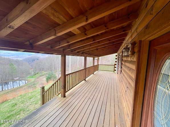 193 Smith Branch Rd, Roan Mountain, TN 37687